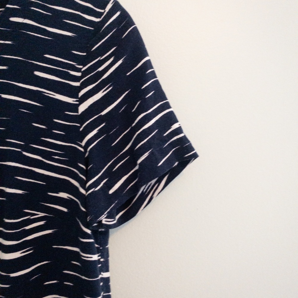 Splendid Patterned Tee - Picture 4 of 7